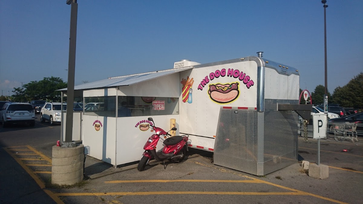 The Doghouse food trailer — Hot dogs and sausages